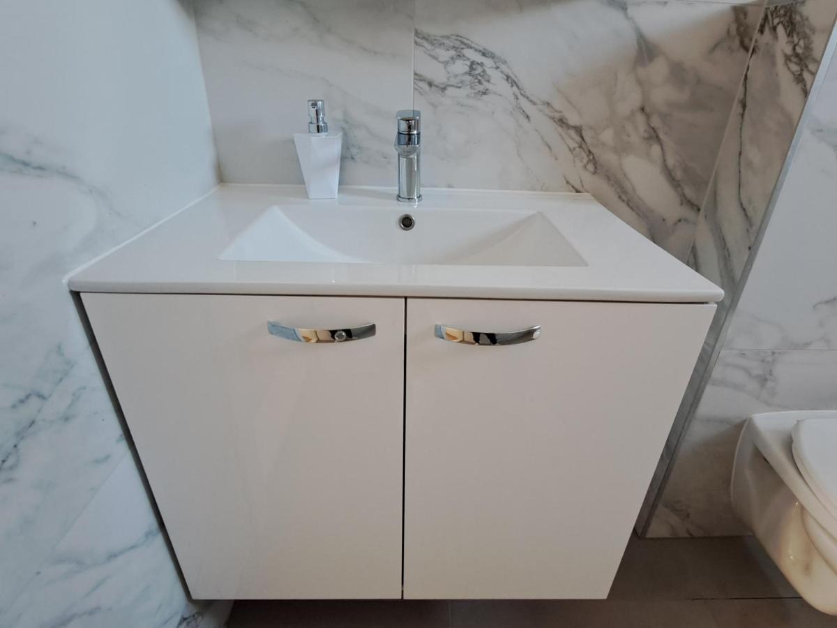 Holiday Apartman Kaštela エクステリア 写真