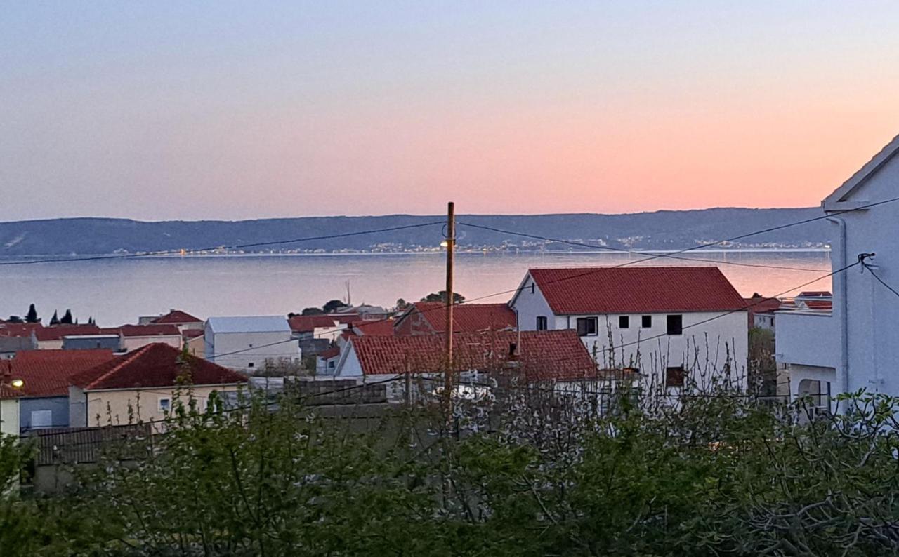 Holiday Apartman Kaštela エクステリア 写真