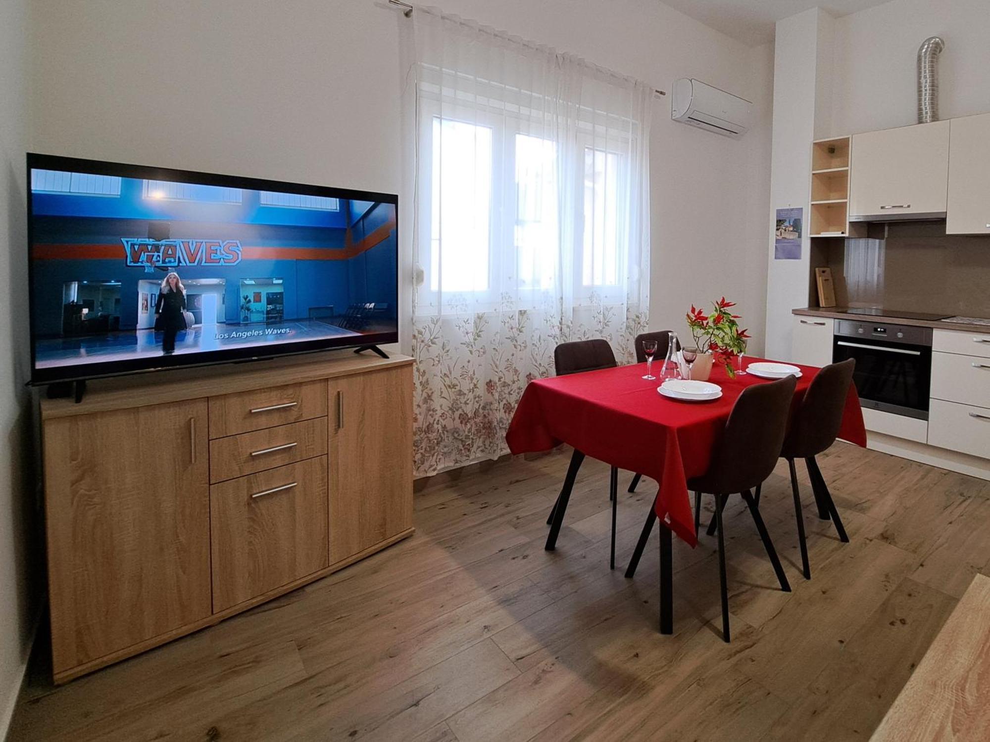 Holiday Apartman Kaštela エクステリア 写真